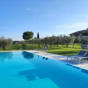 Vakantieboerderij La Vigna, Colà